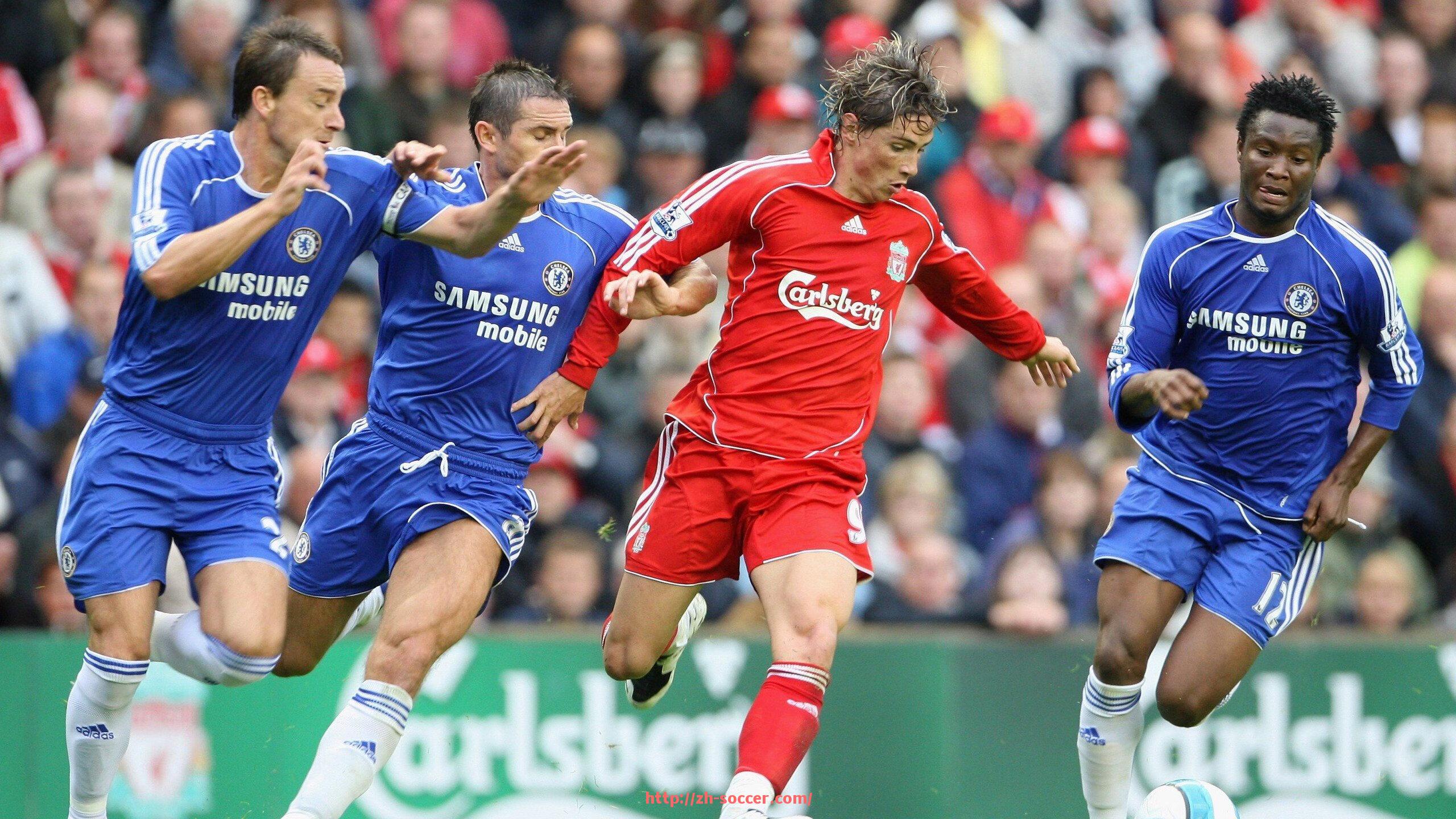 足球直播-法甲赛季预测：热门球队战绩与黑马潜力分析