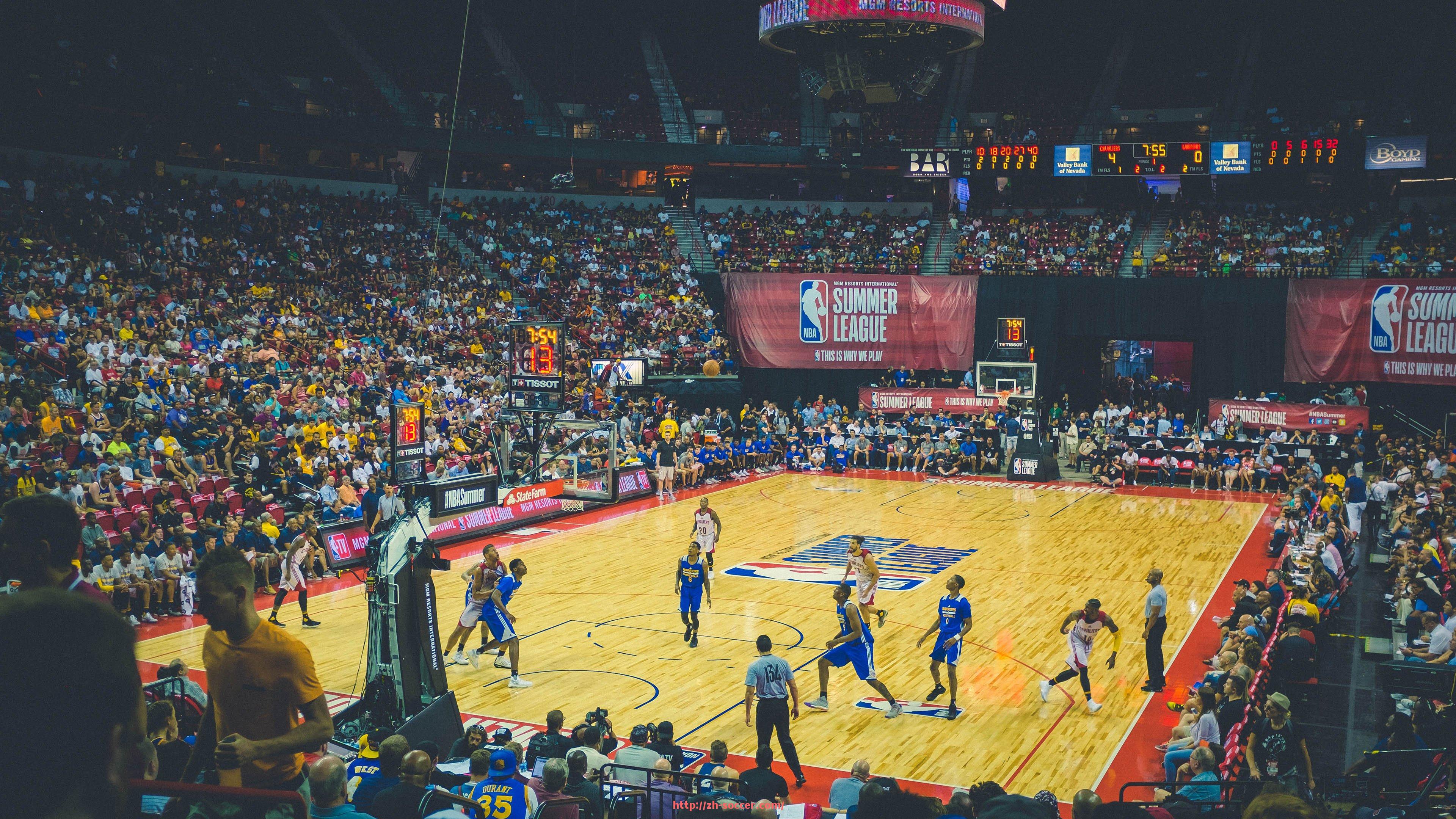 足球直播-世俱杯赛后数据深度分析：传球成功率与关键射门比对